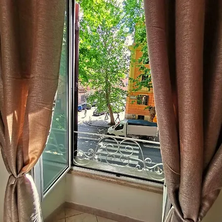 Centroroma Bed & Breakfast *